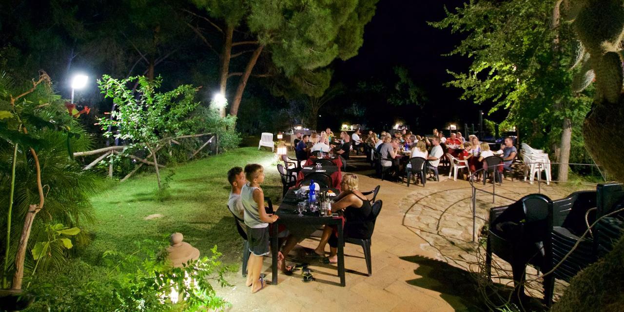 Camping Villaggio L'Ultima Spiaggia Bari Sardo Eksteriør bilde